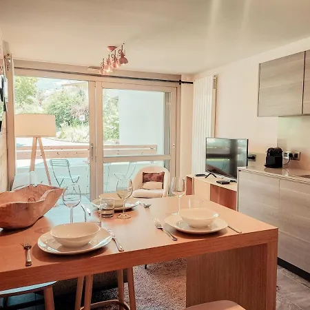 New - And Modern In Close To Apartment Megeve
