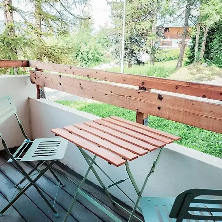 New - And Modern In Close To Apartment